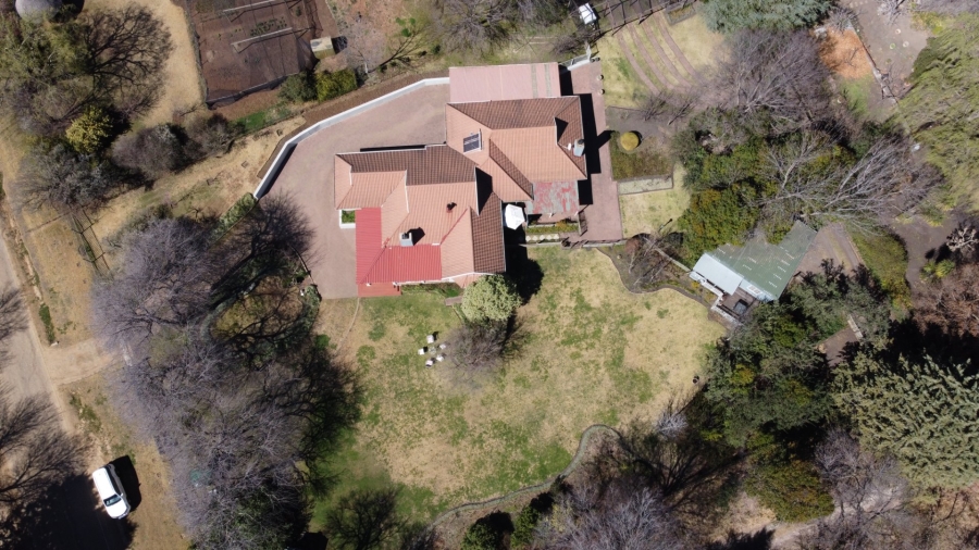5 Bedroom Property for Sale in Clarens Free State
